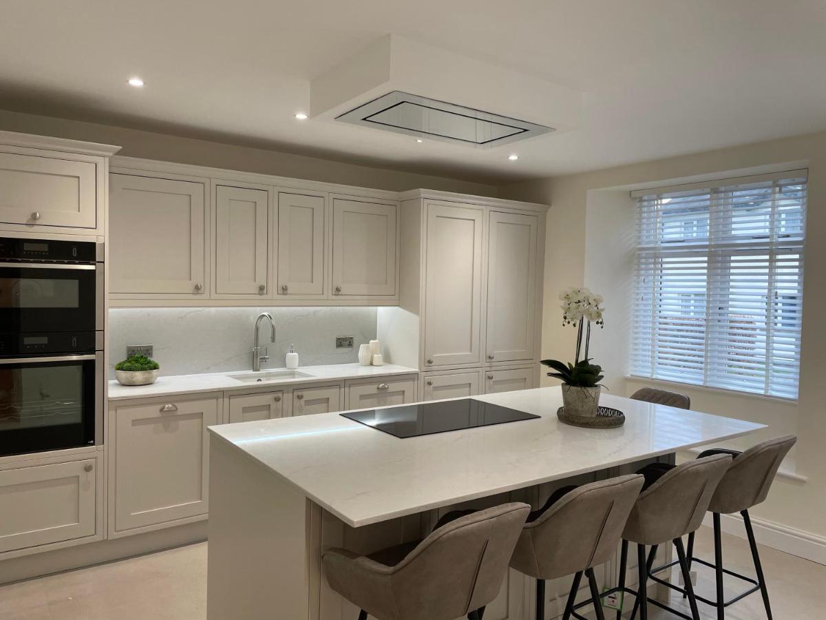Edge Mere Apartment, باونيس أون وينديرمير المظهر الخارجي الصورة