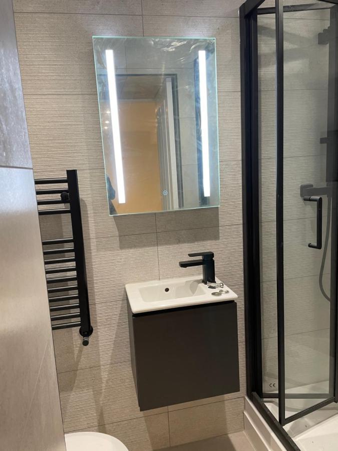 Edge Mere Apartment, باونيس أون وينديرمير المظهر الخارجي الصورة