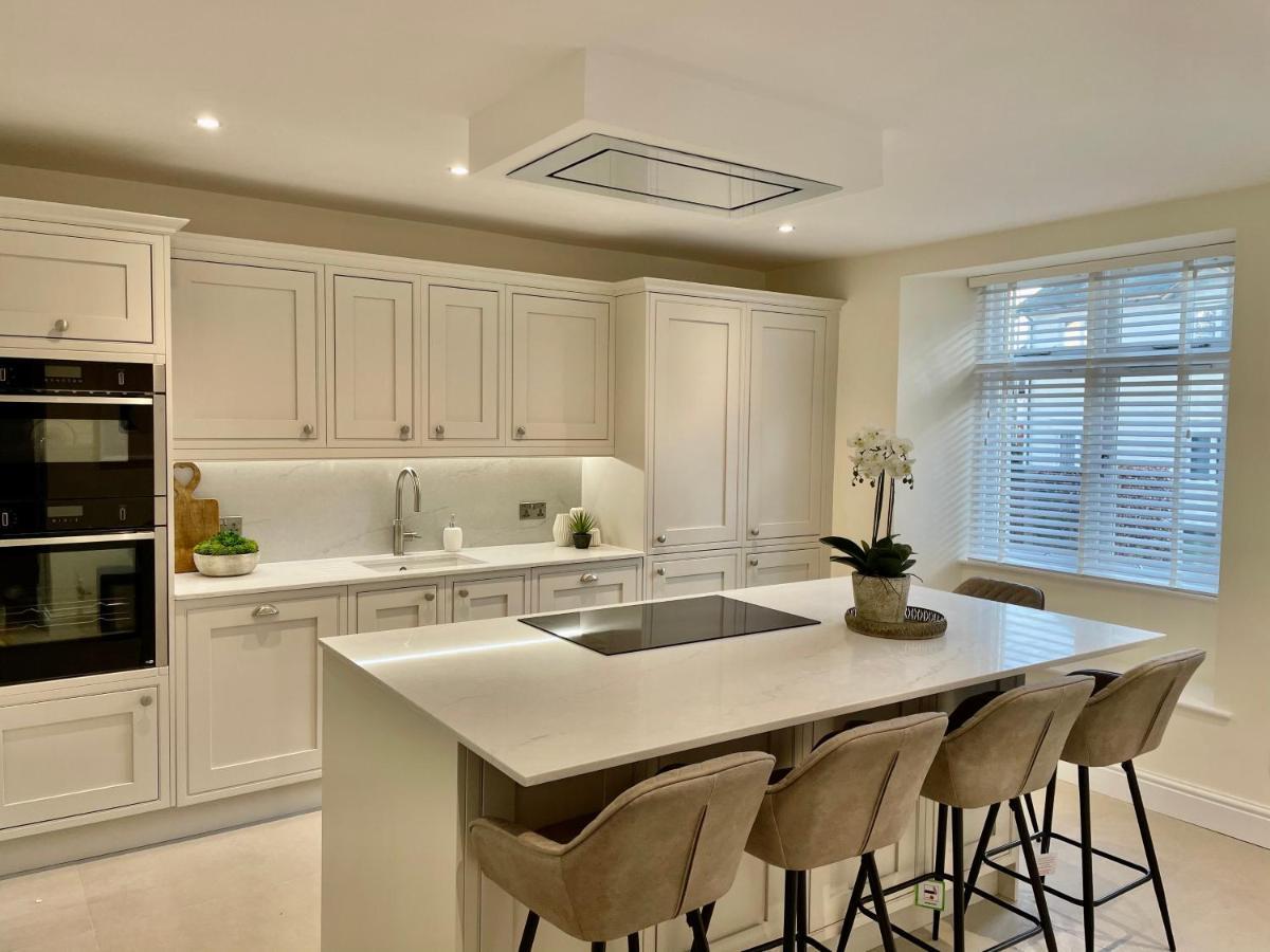 Edge Mere Apartment, باونيس أون وينديرمير المظهر الخارجي الصورة